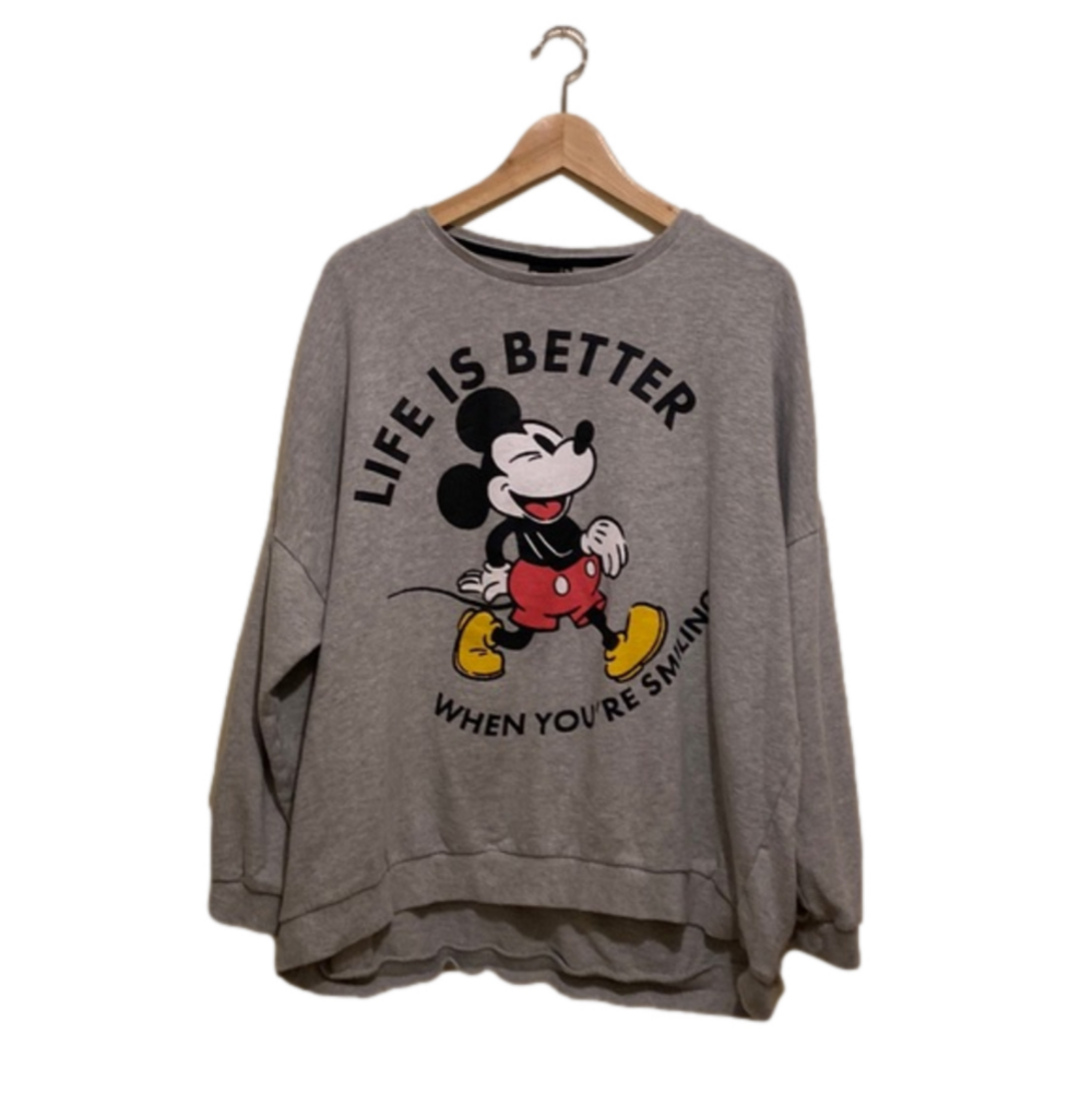Disney LIFE IS BETTER WHEN YOU’RE SMILING GRAY SWEATSHIRT. Size XL